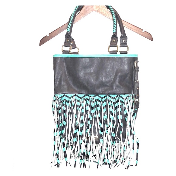 Steve Madden Handbags - 🌿HOST PICK🌿 steve madden fringe bag